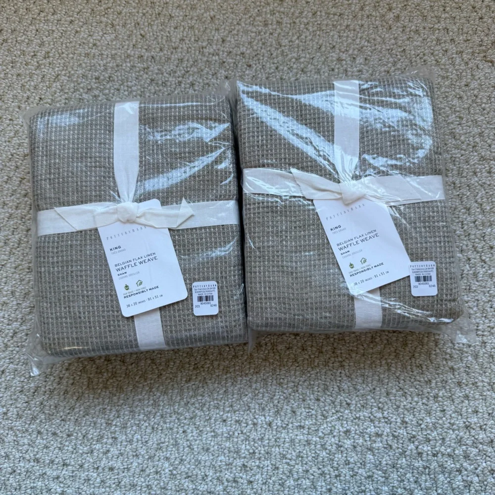 NWT set of 2 Pottery Barn Belgian Flax Linen Waffle Weave King Shams Eucalyptus